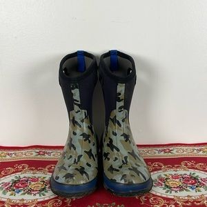 BOGS Camo Classic Kids 6 Waterproof Neoprene Rubber Rain Snow Boots Green Black